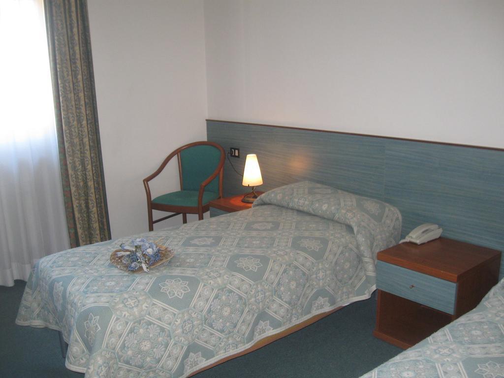 Albergo Del Turista Vernasca 客房 照片